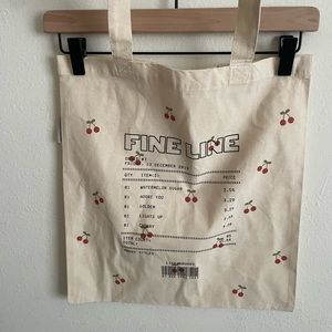 never used fine line cherry tote
